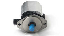 CHIEF TWO STAGE PUMP: 22 GPM MAX, 1 NPT INLET PORTS, 2-BOLT A, 3/4 NPT OUTLET