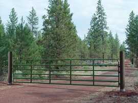 Classic Gate (Multiple Sizes Available)